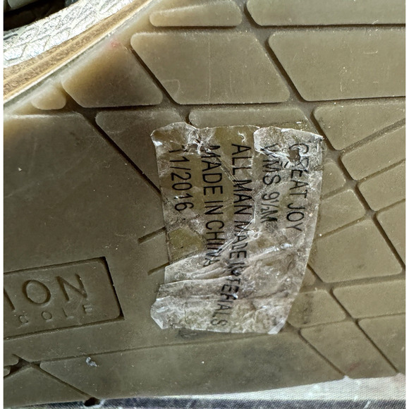 Reaction Kenneth Cole Golden Embossed Gladiator Lace Up Open Toe Sandals 9.5 - Picture 8 of 8